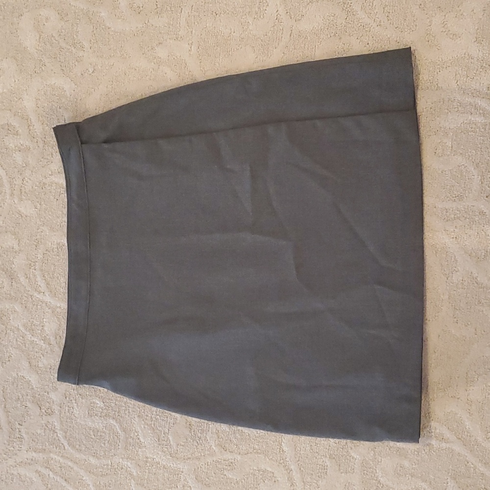 GAP skirt